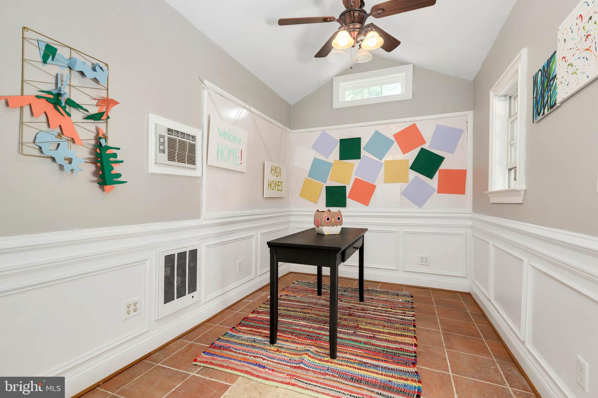 4 High Street Round Hill, VA 20141 - Photo 34 of 51 a view of a workspace room with furniture and wooden floor