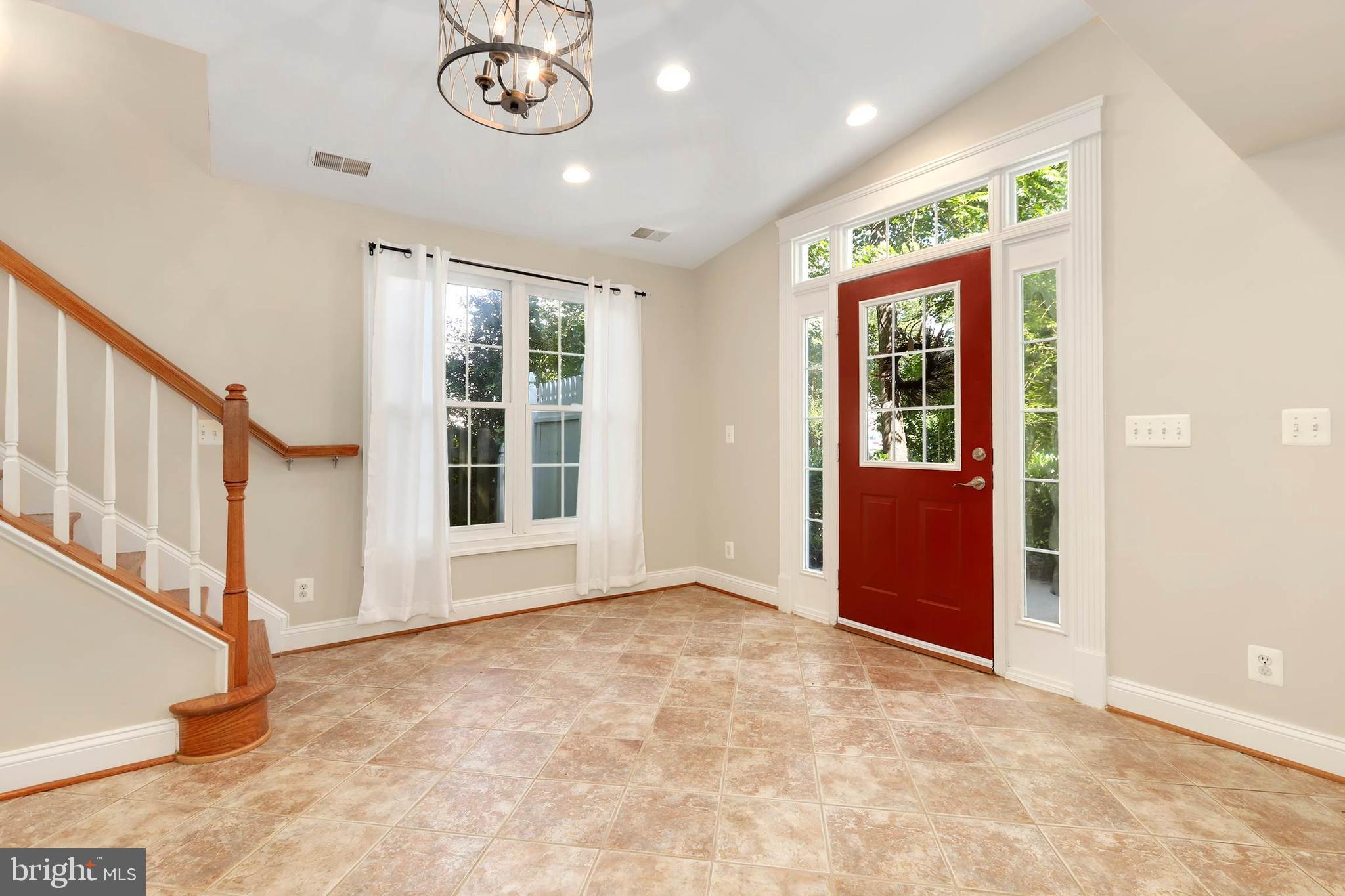 4 High Street Round Hill, VA 20141 - Photo 6 of 51 a view of an empty room with a window