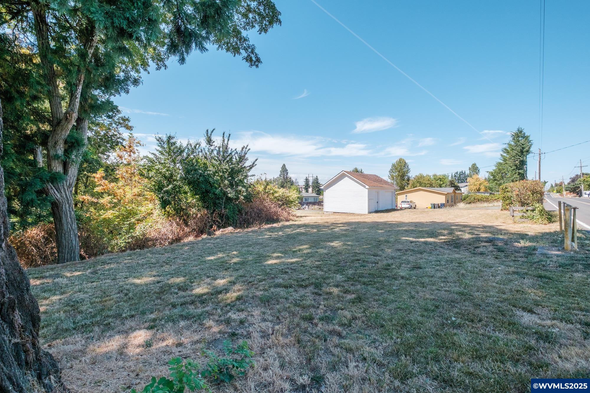 470 North Gun Club Road Independence, OR 97351 - Photo 7 of 18 Gallery Image 7