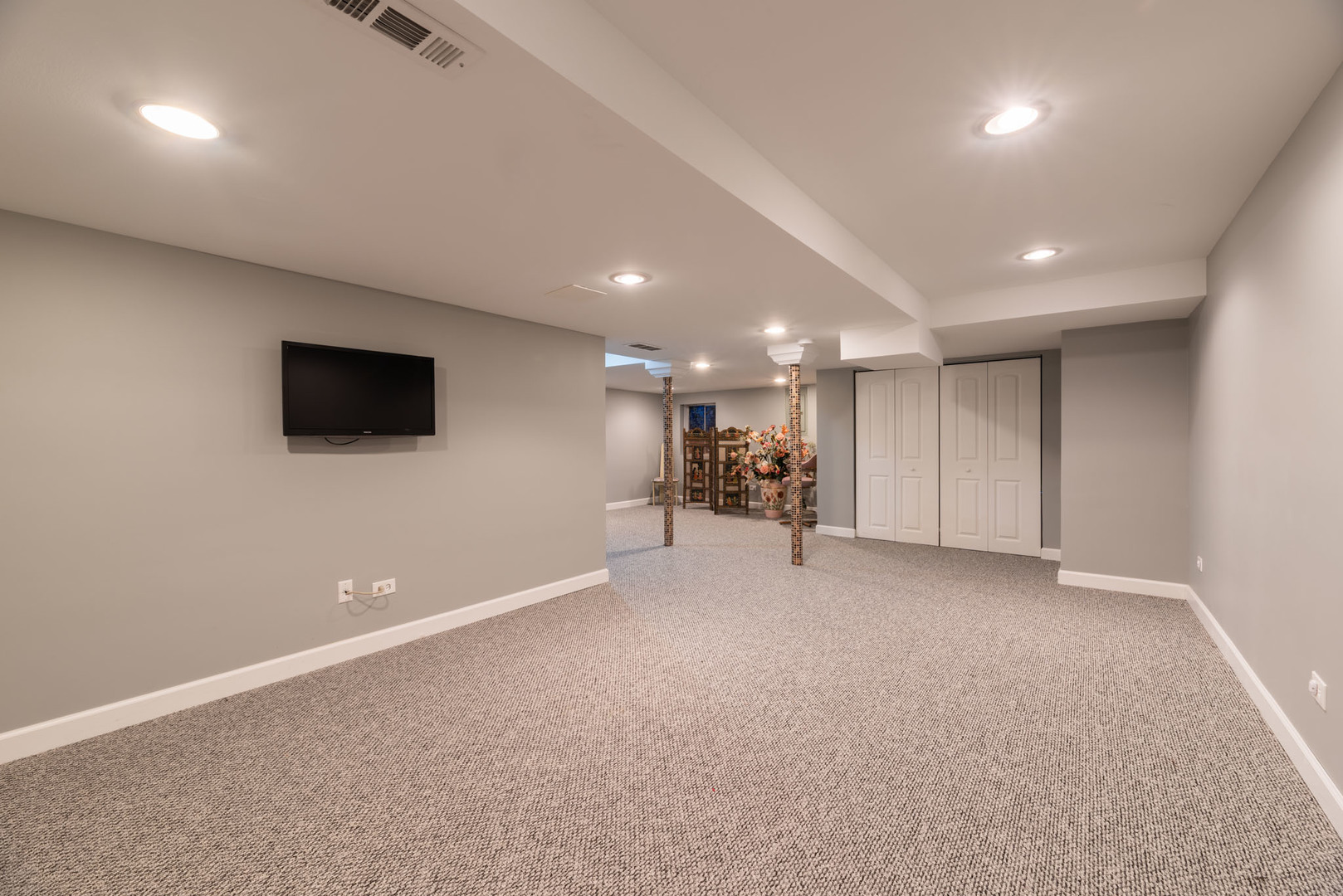 751 Garth Road Wheeling, IL 60090 - Photo 25 of 29