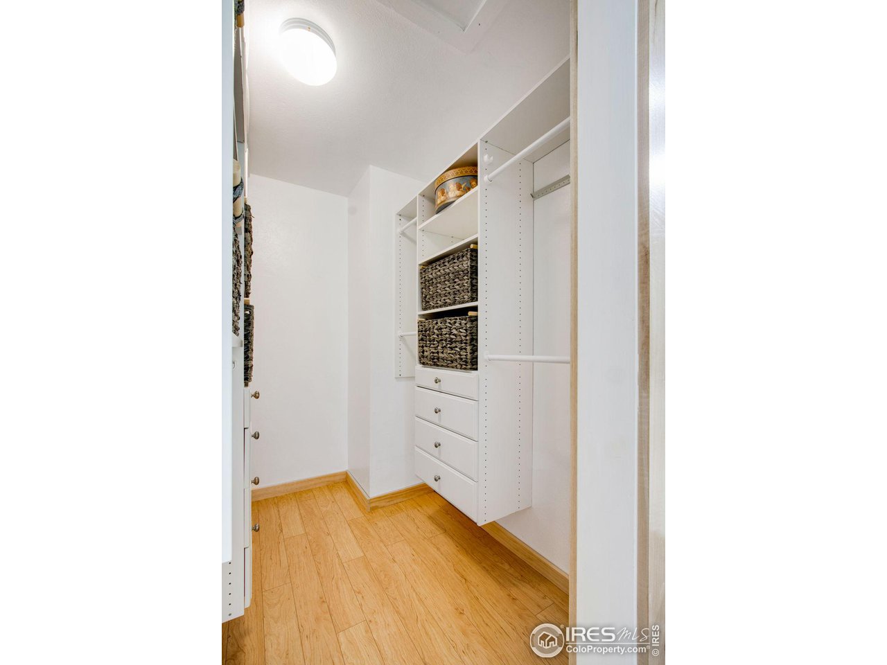 2659 Juniper Avenue, Unit 30 Boulder, CO 80304 - Photo 17 of 35 a view of a bedroom from a hallway