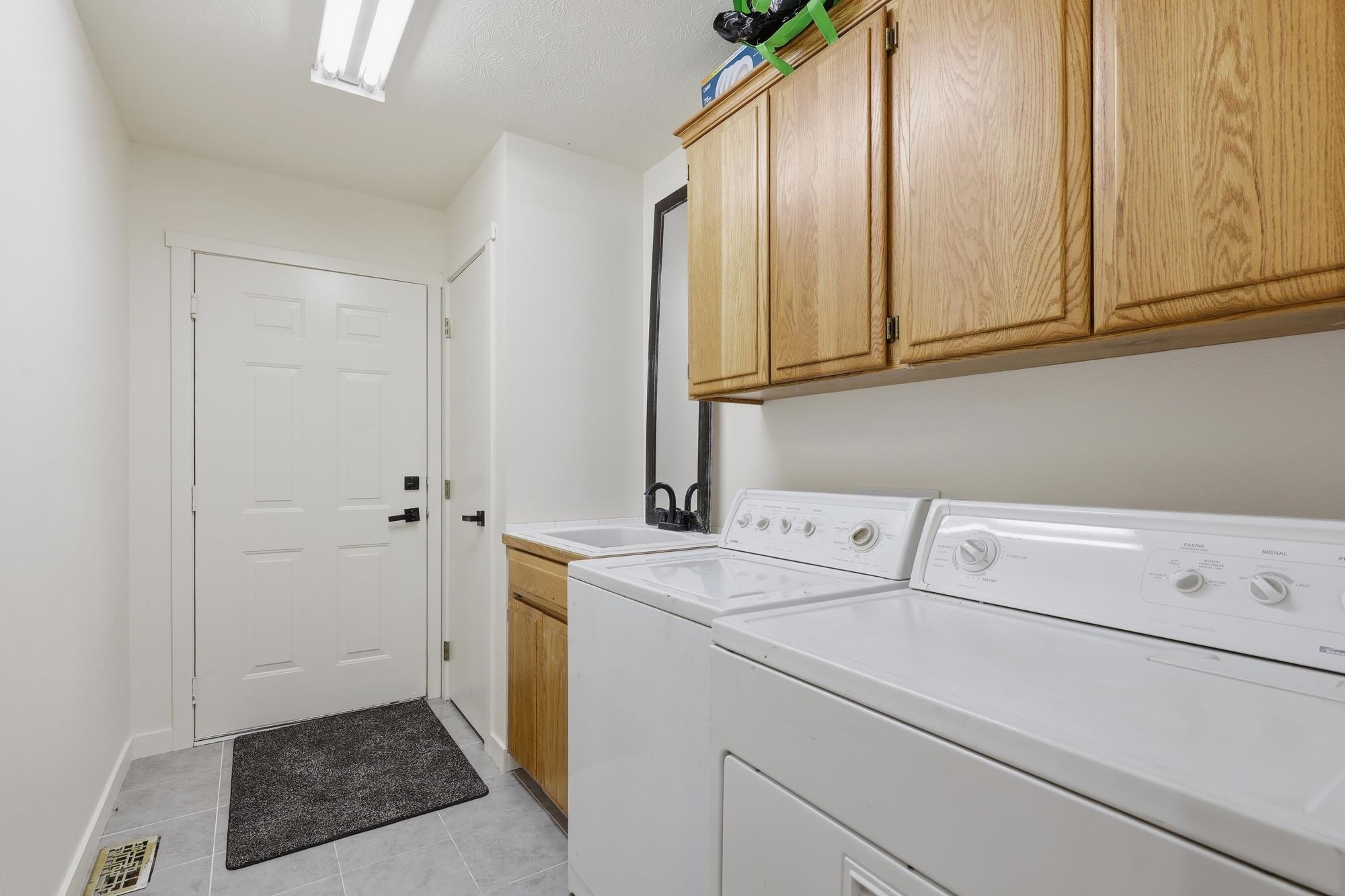 37106 North Muehle Road Elk, WA 99009 - Photo 17 of 32