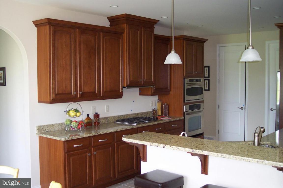636 Dorset Street, Unit 30 Lititz, PA 17543 - Photo 5 of 10