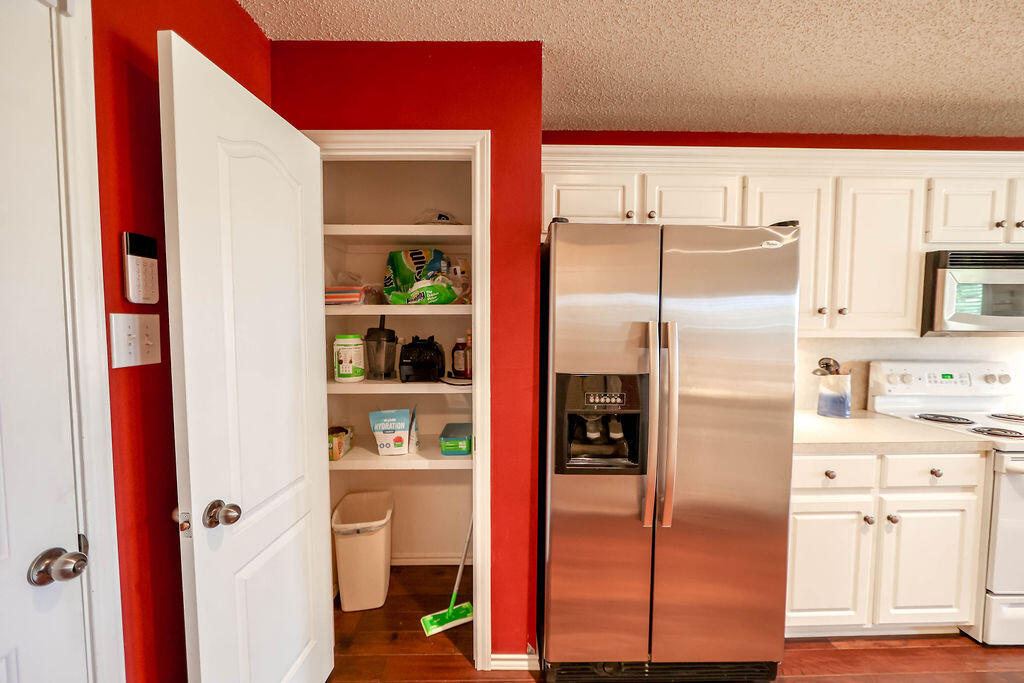 6540 87th Street Lubbock, TX 79424 - Photo 26 of 34 6540_87THST_BYFORD-32