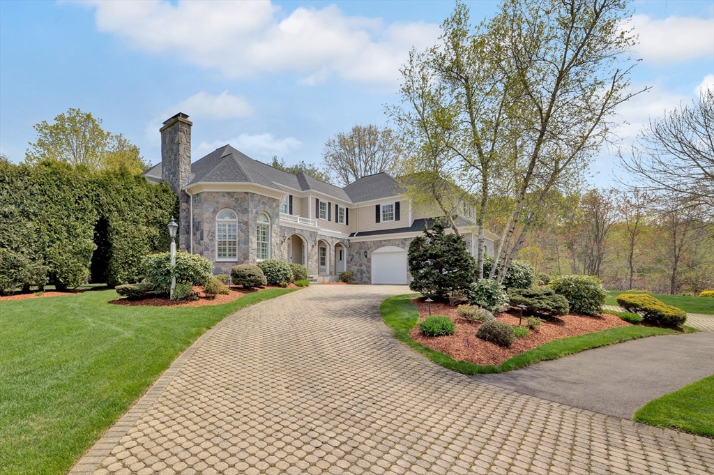 17 Sanderson Road Lexington, MA 02420 - Photo 1 of 41 Gallery Image 1