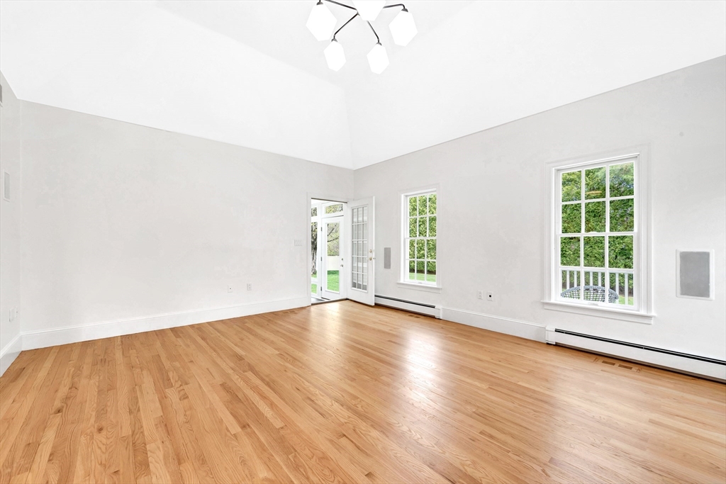 17 Sanderson Road Lexington, MA 02420 - Photo 25 of 41 Gallery Image 25