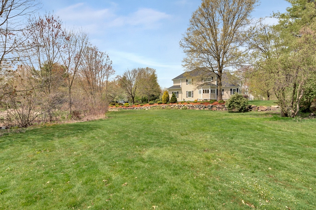 17 Sanderson Road Lexington, MA 02420 - Photo 5 of 41 Gallery Image 5