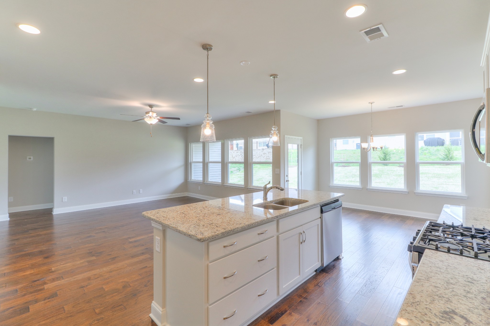 1610 Summit Ridge, Unit 717 Lebanon, TN 37090 - Photo 10 of 31 Gallery Image 10