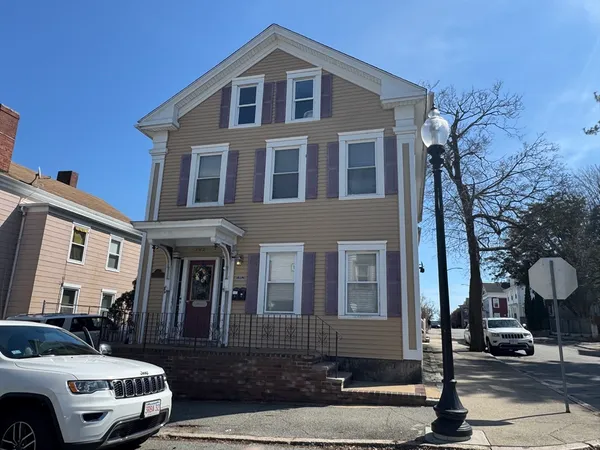 $475,000 | 202 Maxfield Street, New Bedford, MA 02740