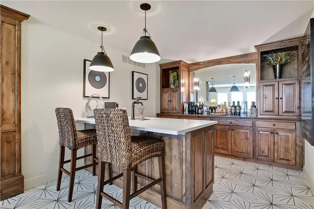 $1,297,500 | 14005 Nicklaus Drive, Overland Park, KS 66223