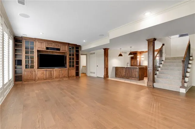 $1,297,500 | 14005 Nicklaus Drive, Overland Park, KS 66223