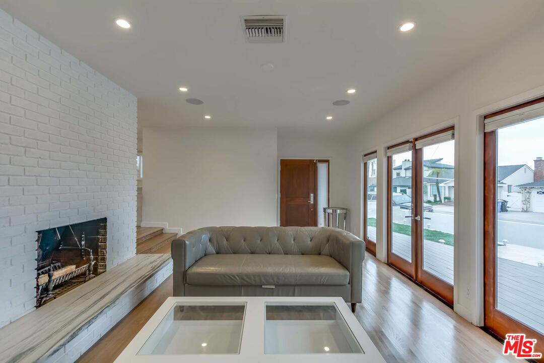 223 Waterview Street Playa del Rey, CA 90293 - Photo 8 of 50