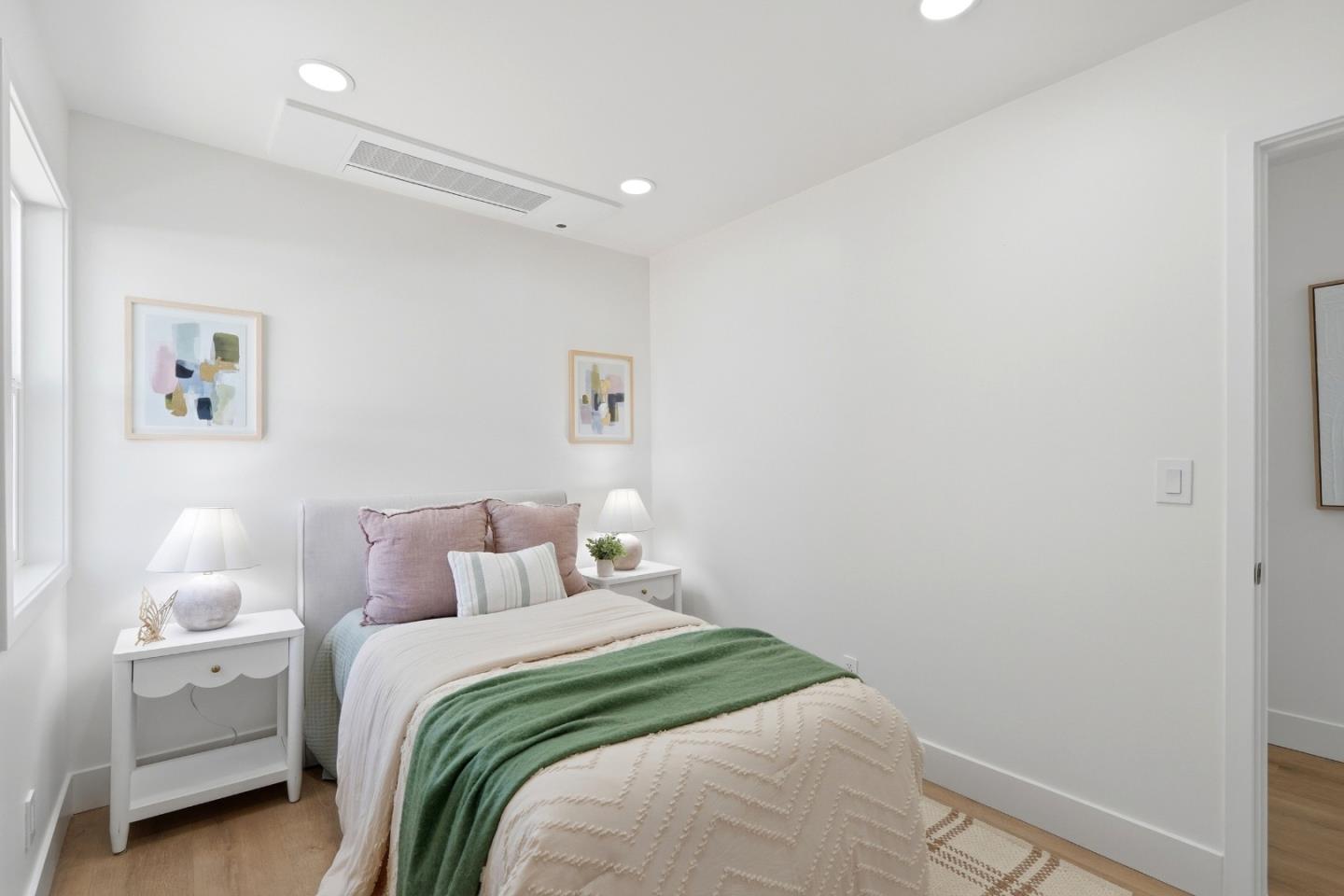 16972 Rolando Avenue Castro Valley, CA 94546 - Photo 27 of 71 Gallery Image 27