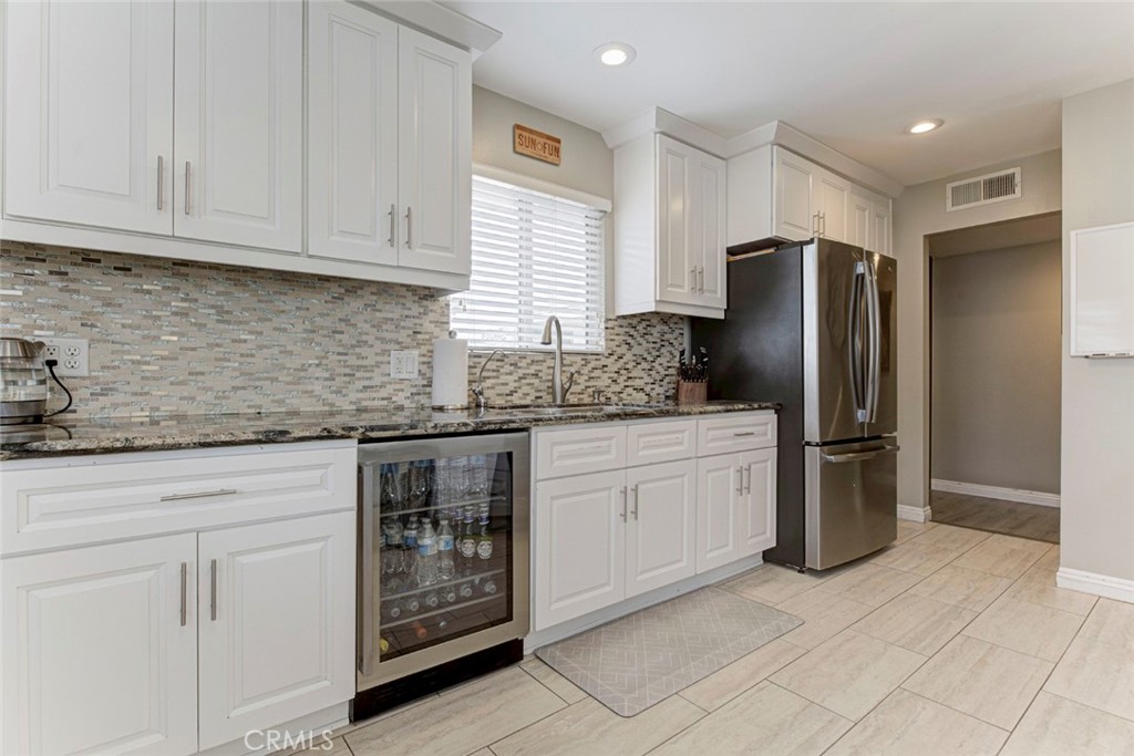 9350 Rhea Avenue Northridge, CA 91324 - Photo 10 of 40