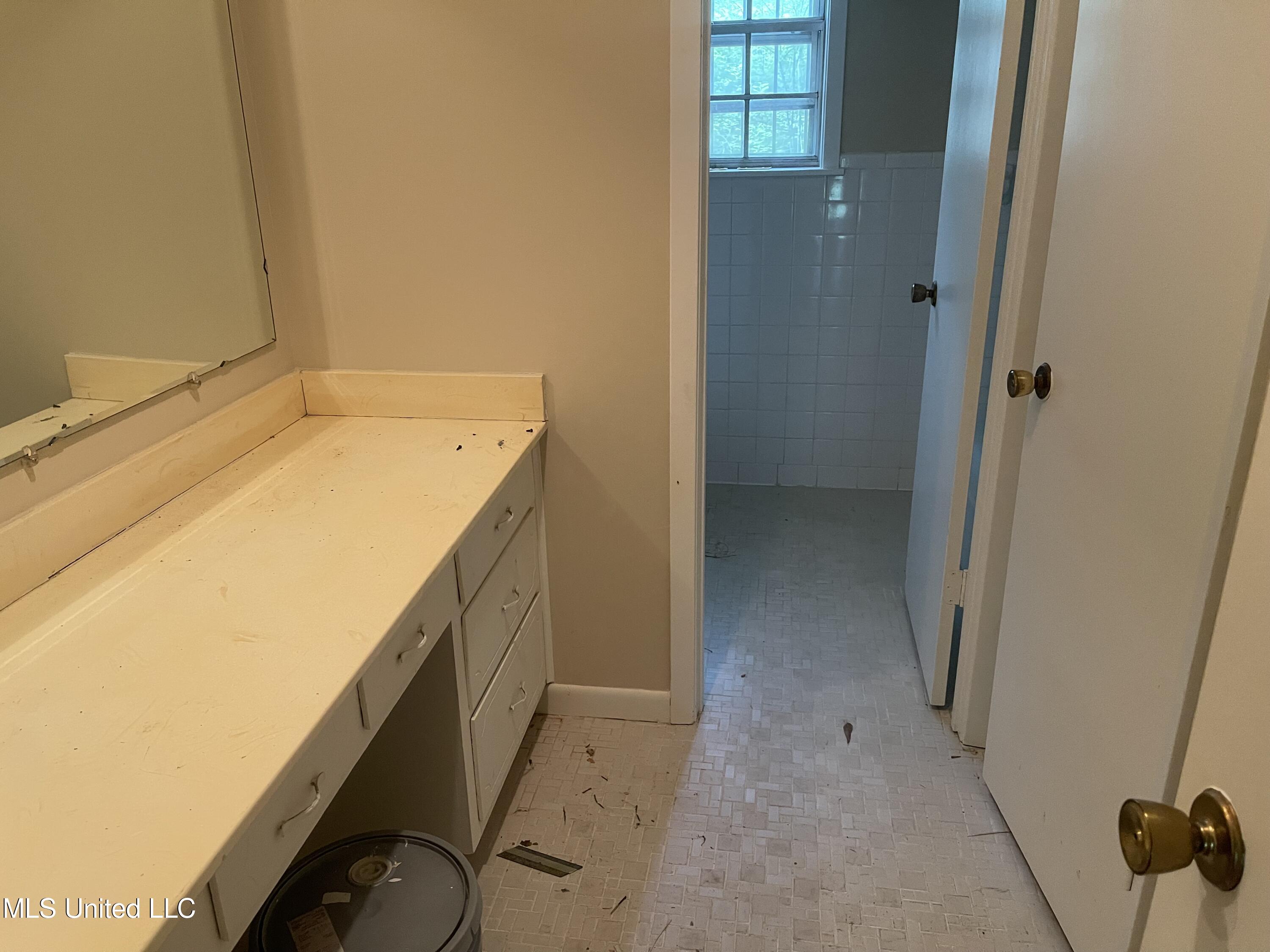 225 D E Denman Road Charleston, MS 38921 - Photo 17 of 27 Bath