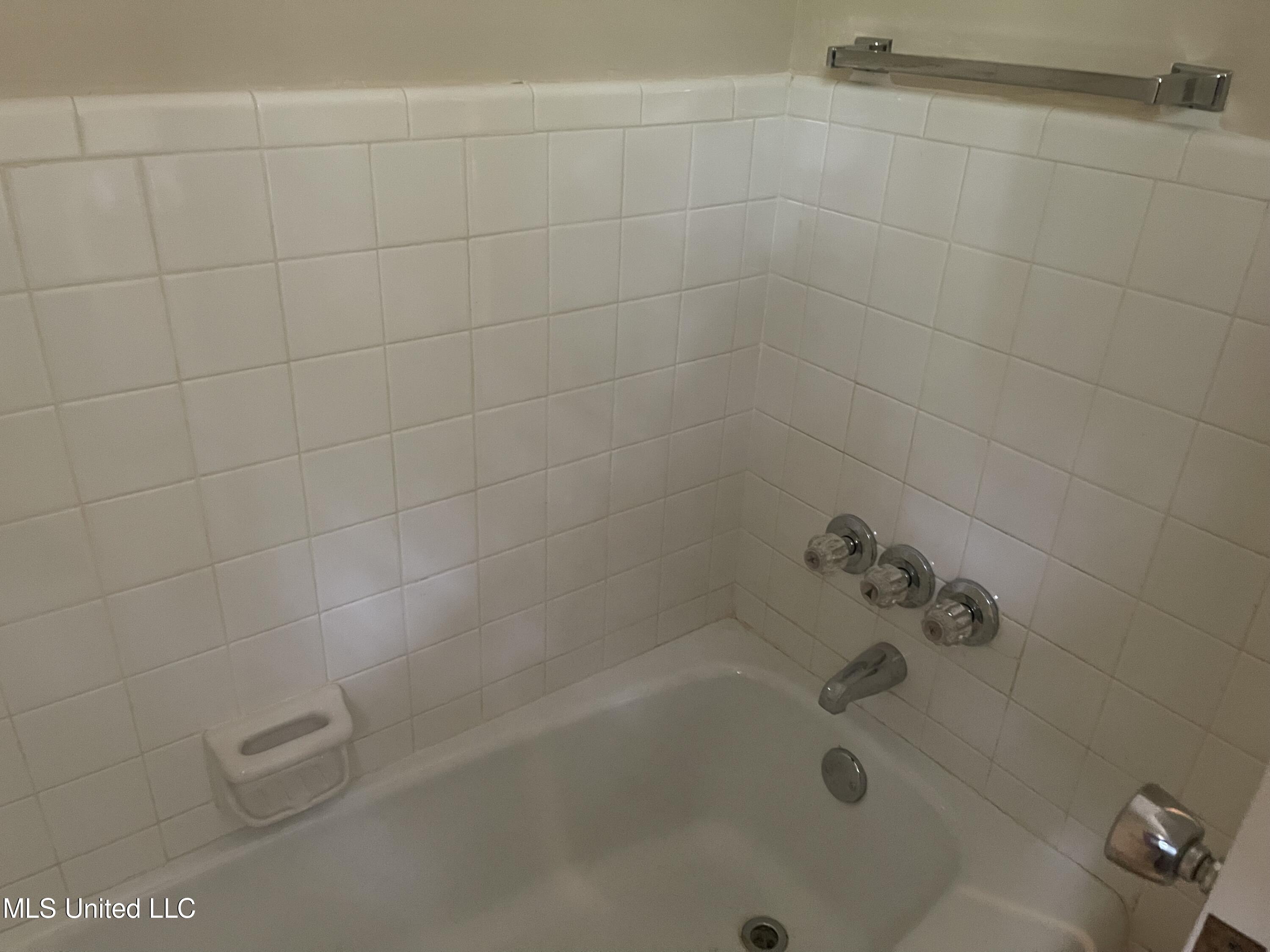 225 D E Denman Road Charleston, MS 38921 - Photo 21 of 27 Bath