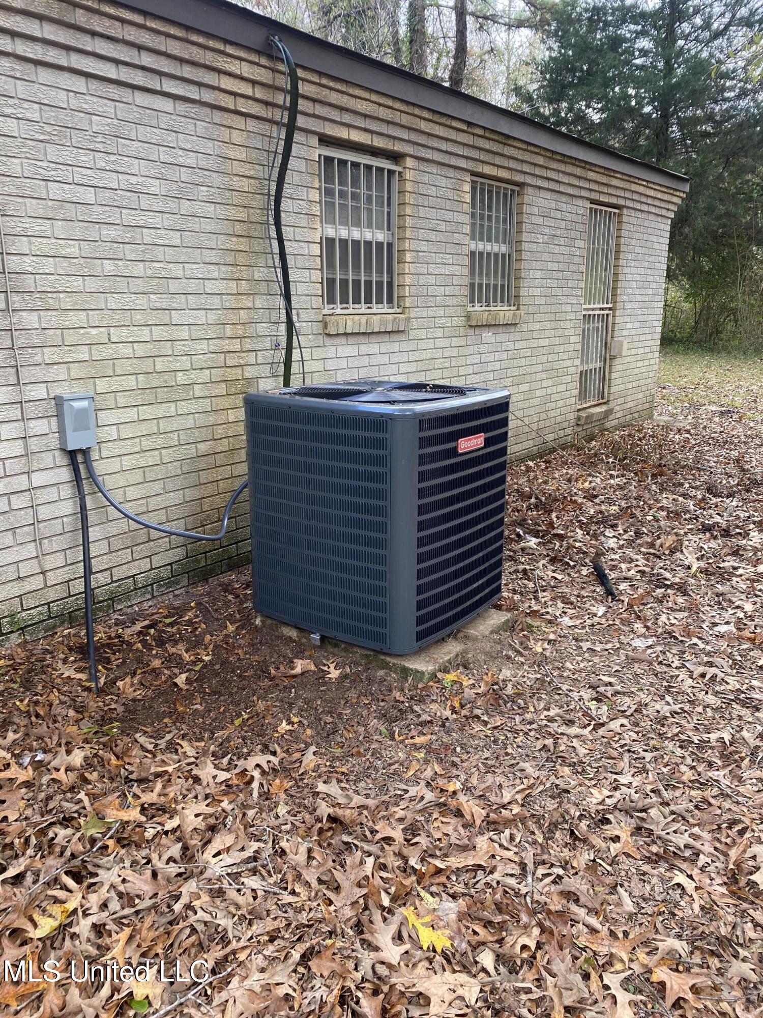 225 D E Denman Road Charleston, MS 38921 - Photo 8 of 27 New HVAC