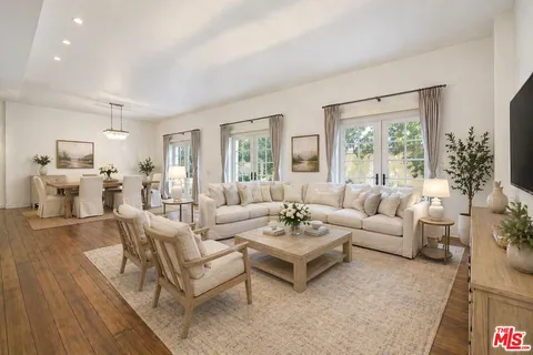 $11,500 | 225 South Hamilton Drive, Unit 106, Beverly Hills, CA 90211