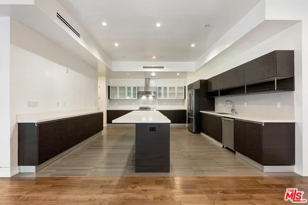 $11,500 | 225 South Hamilton Drive, Unit 106, Beverly Hills, CA 90211