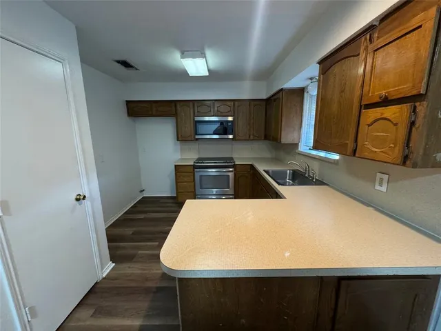 $1,950 | 706 Paintbrush Drive, Keller, TX 76248