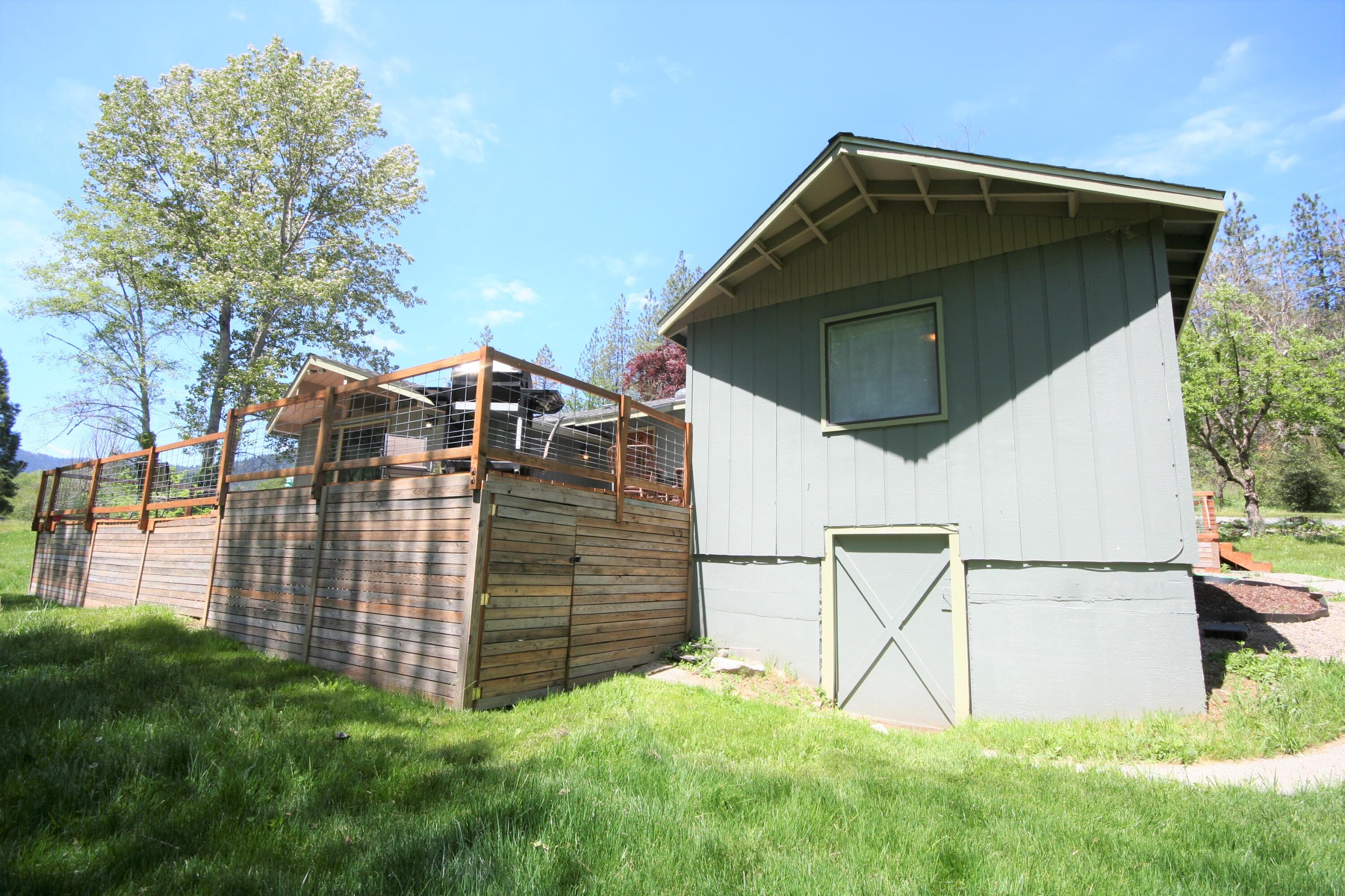 9075 Upper Applegate Road Jacksonville, OR 97530 - Photo 40 of 73 IMG_2427
