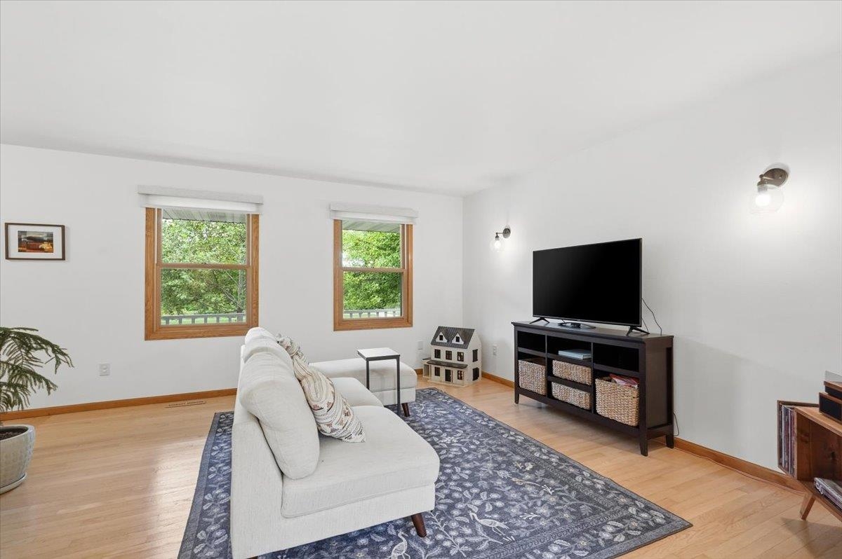 6801 Whittlesey Road Middleton, WI 53562 - Photo 14 of 54 Gallery Image 14