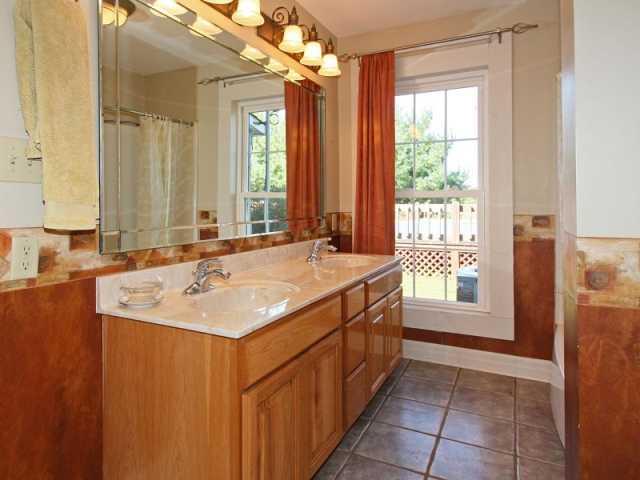 6490 Travis Road Greenwood, IN 46143 - Photo 10 of 12 Gallery Image 10