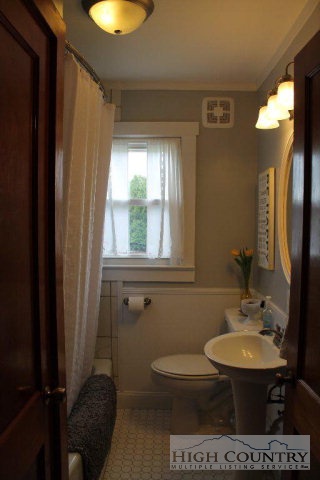 626 Roy Goodman Road Crumpler, NC 28617 - Photo 11 of 19 Gallery Image 11