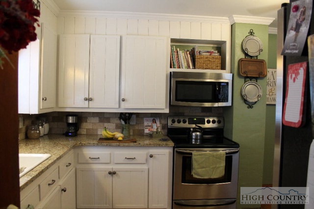 626 Roy Goodman Road Crumpler, NC 28617 - Photo 12 of 19 Gallery Image 12