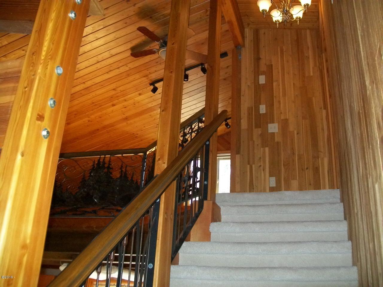1133 Criteser Loop Toledo, OR 97391 - Photo 21 of 41 up to loft