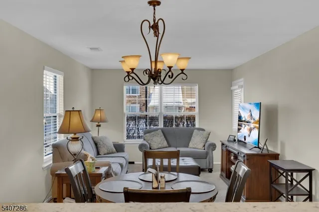 $339,999 | 39 Loch Lane, Ledgewood, NJ 07852