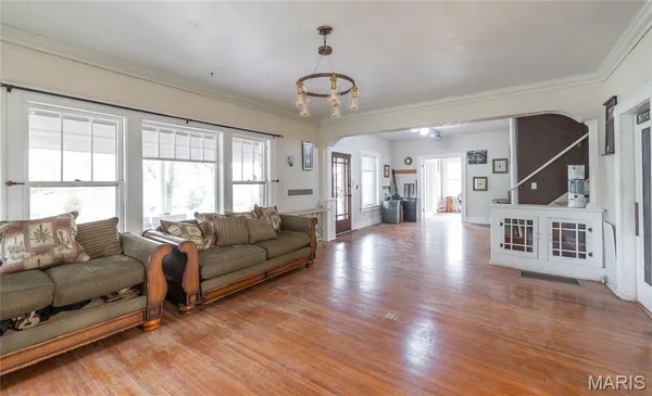 $199,000 | 100 East Scioto Street, St. James, MO 65559