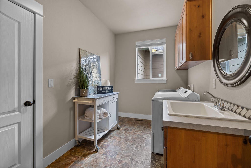 20880 Rorick Drive Bend, OR 97701 - Photo 25 of 51 DSC04874