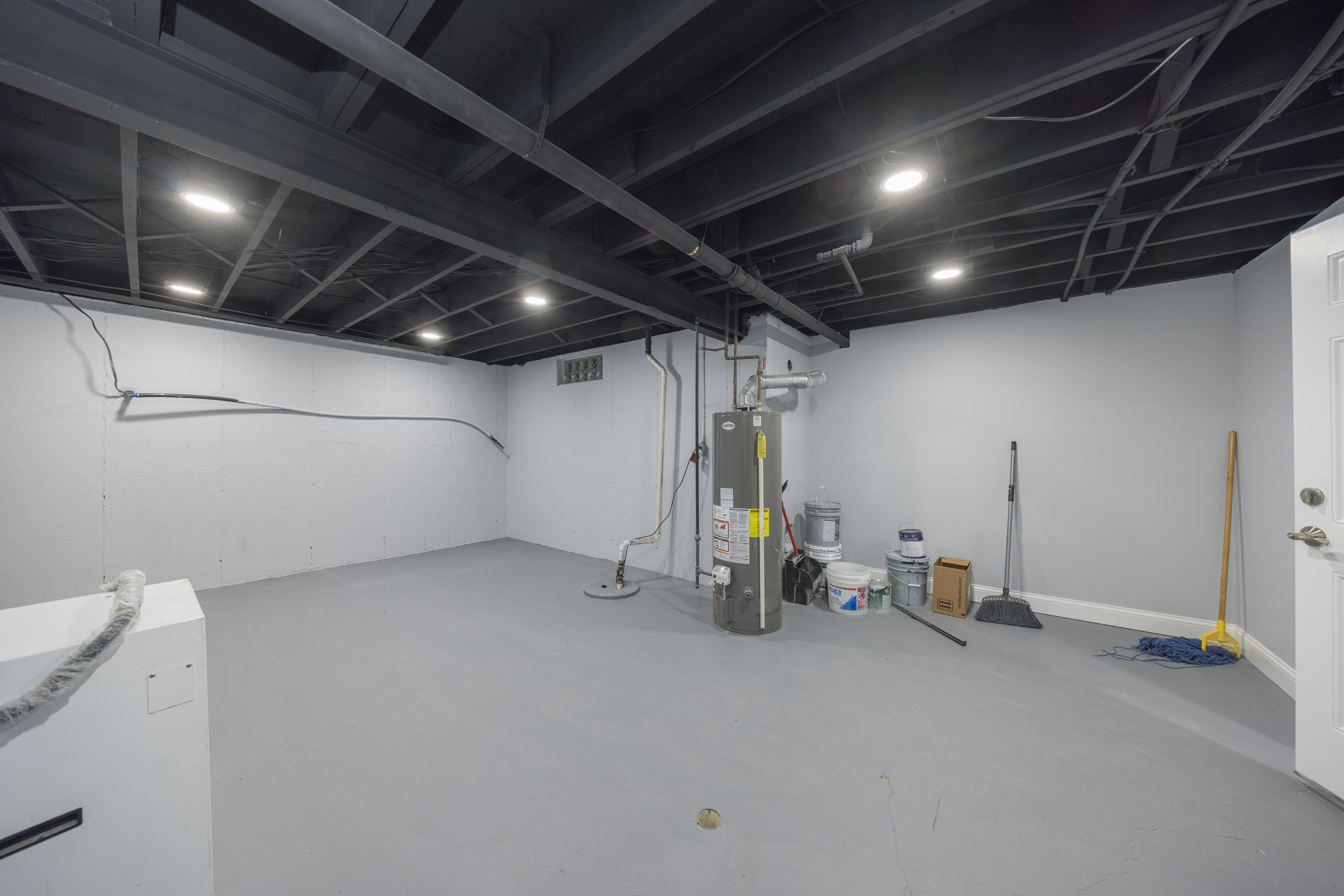 2387 East Commerce Road Milford, MI 48381 - Photo 15 of 52 043 - 2387 E Commerce - OnDemand Pix Pho