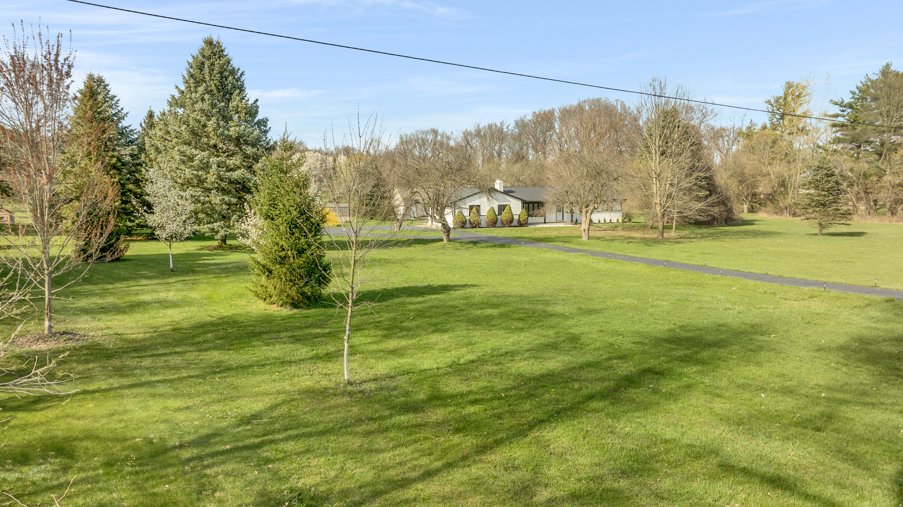 2387 East Commerce Road Milford, MI 48381 - Photo 6 of 52 071 - 2387 E Commerce - OnDemand Pix Pho
