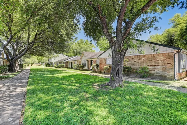 $1,300 | 1145 Lyric Lane, Pasadena, TX 77503