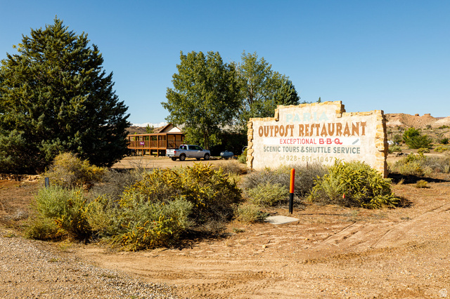 2040 North Long Cyn Road Kanab, UT 84741 - Photo 21 of 23 View of community / neighborhood sign