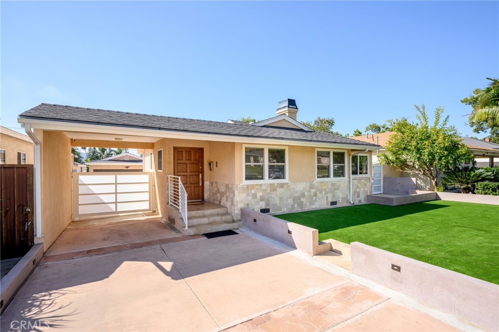 2040 West Kenneth Road Glendale, CA 91201 - Photo 3 of 64