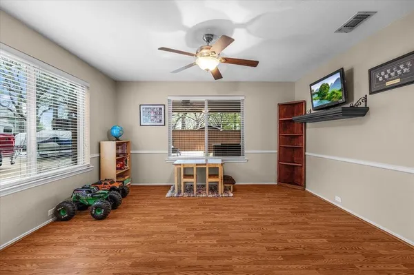 $625,000 | 826 Lake Forest Court, Grapevine, TX 76051