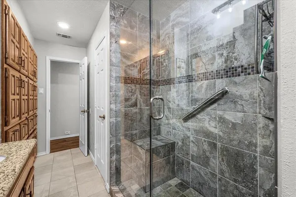 $625,000 | 826 Lake Forest Court, Grapevine, TX 76051