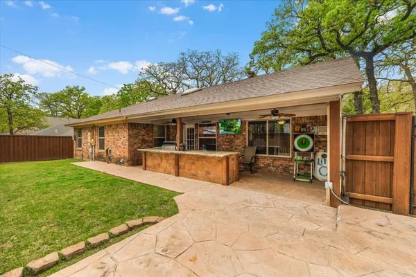 $625,000 | 826 Lake Forest Court, Grapevine, TX 76051