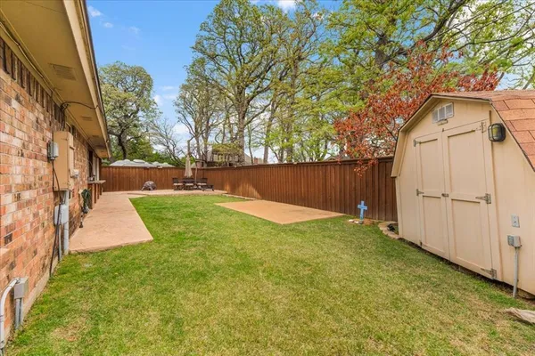 $625,000 | 826 Lake Forest Court, Grapevine, TX 76051