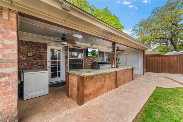 $625,000 | 826 Lake Forest Court, Grapevine, TX 76051