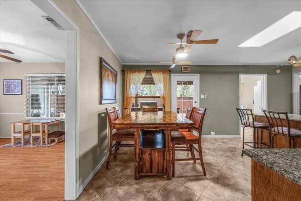 $625,000 | 826 Lake Forest Court, Grapevine, TX 76051