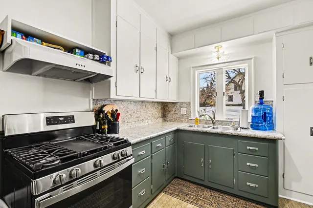 $215,000 | 612 West Grand River Avenue, Portland, MI 48875