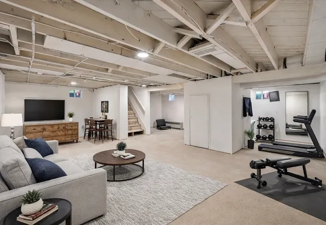 $279,900 | 3019 Lincoln Road, McHenry, IL 60051