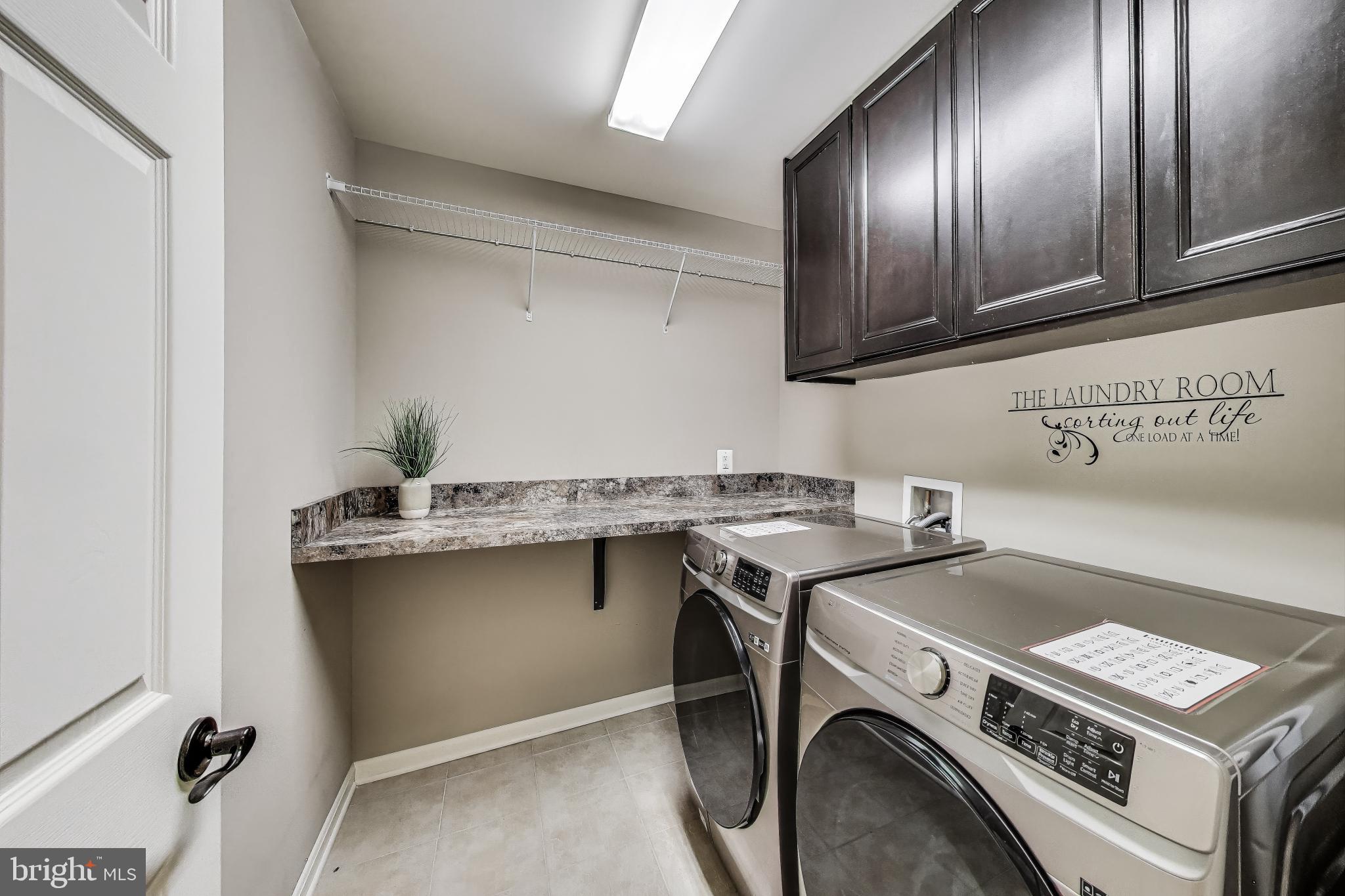 5701 Wink Way Woodbridge, VA 22193 - Photo 30 of 45 a utility room with dryer washer and sink