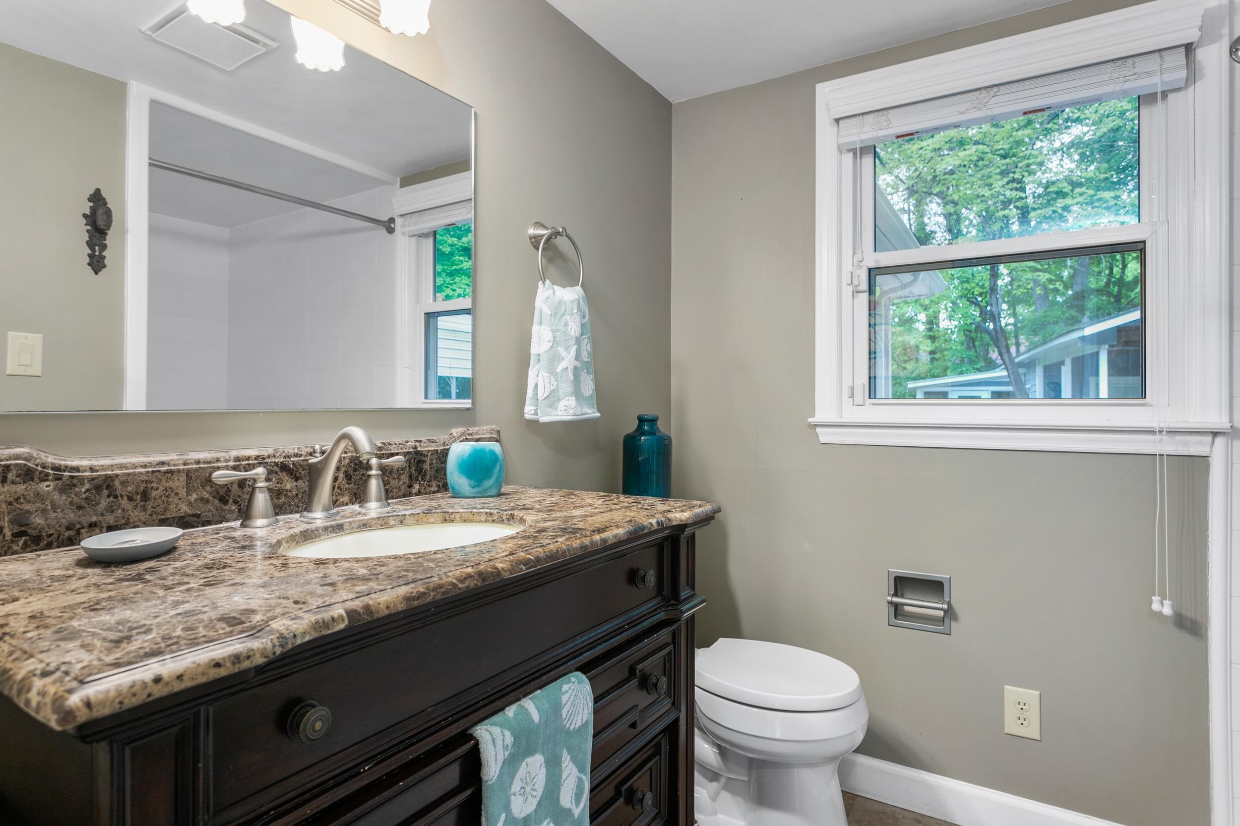 4605 Holder Road Durham, NC 27703 - Photo 17 of 32 Photo 18
