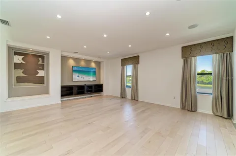 $949,000 | 826 Honeyflower Loop, Bradenton, FL 34212