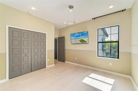 $949,000 | 826 Honeyflower Loop, Bradenton, FL 34212